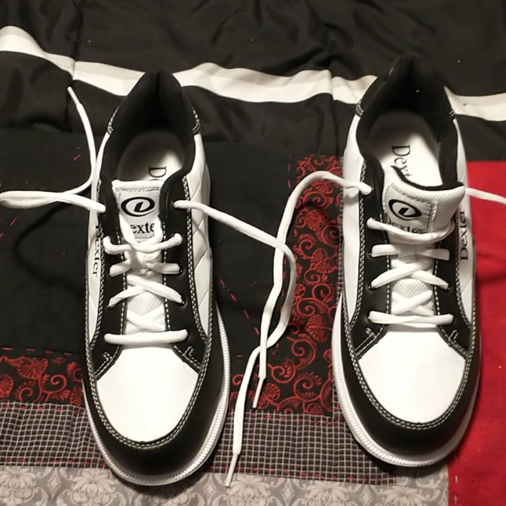 Bowling shoes
